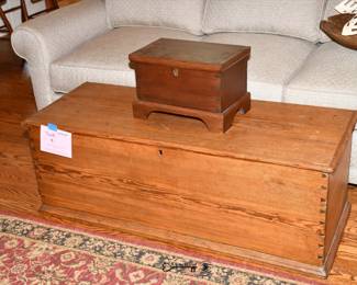 011Some Highlights St Charles Estate Sale