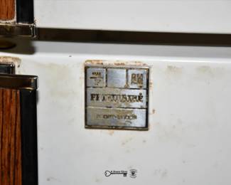 832Basement