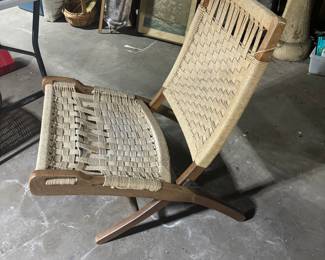 MCM folding chair