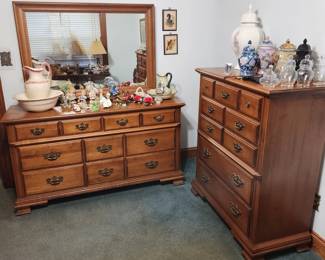 Tell City Furniture, Bowls & Pitchers, Ginger Jars