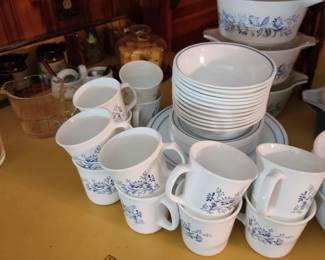 Pyrex and Corelle Colonial Mist