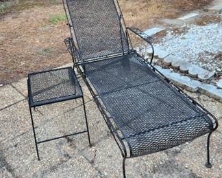 Outdoor Lounge and Table