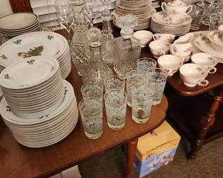 Libbey Glassware, Decanters, Christmas China, Vintage Floral China