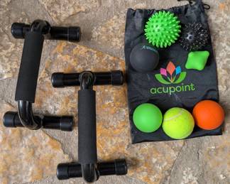 Push up bars & accupressure massage ball kit
