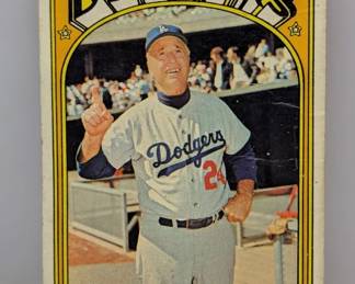 1972 Topps Baseball Walter Alston HN HOF Crease