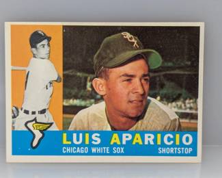 1960 Topps Luis Aparicio 240 NO CREASES/HOF