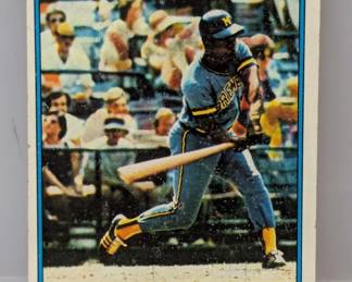 1976 Topps Hank Aaron #1 Record Breaker