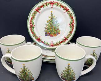 20 RadkoHolidayCelebrationsLuncheonPlatesandMugs