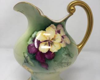 37 MGGloriousBelleekPitcher