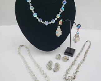 52 1940s50sCrystalNecklacesEarrings