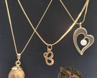 4 14kGoldChainNecklaces10kBoeing10YearPin