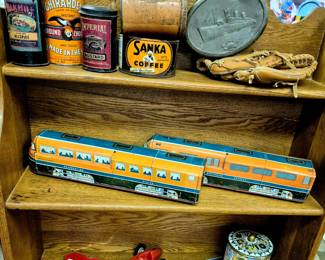 Vintage tins