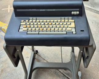 Vintage 1970's Olivetti electric typewriter "Lexikon 94C" w/ original stand