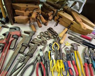 Large selection of hand tools