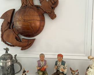 Figurines
