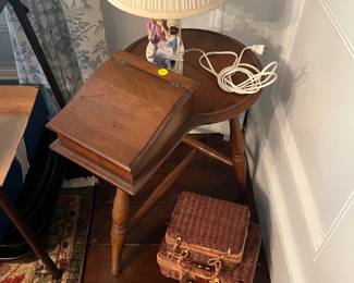 Small Stand Drexel