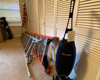 Six and 8 foot ladder Orwick space vacuum