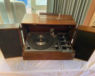 Vintage Philco record player with speakers. Walnut case portable.