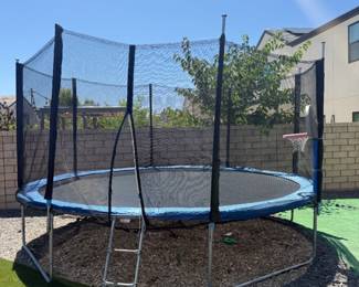 Yes come with tools!