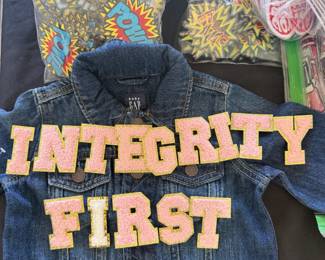 JUST HAD TO (HEHEHEHE)