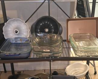 Kitchen Pots and Pans - Casserole Dishes