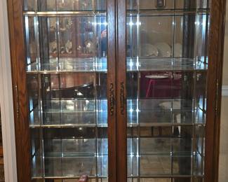 Nice Display Cabinet