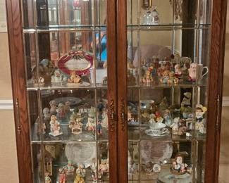 Gorgeous Display Cabinet