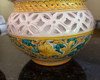 Italian ceramic pot
15.00