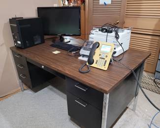 36x60 desk