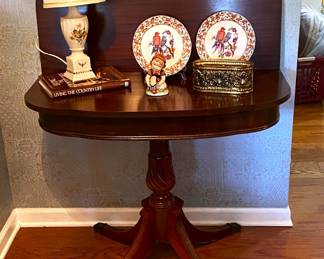 tilt top table