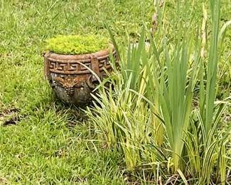 pots
