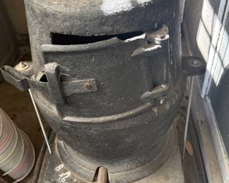 Small coal or wood stove