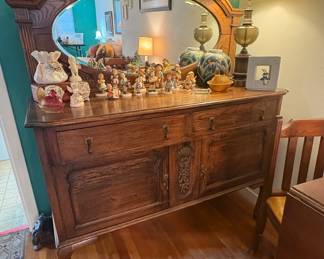 Pretty Antique walnut Buffet