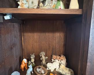 Dog figurines and other figurines