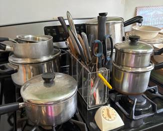 More great Pots and pans, Knives