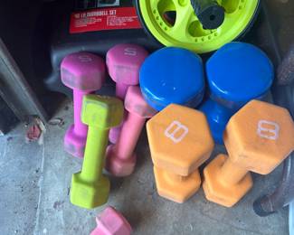 Hand weights