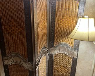 Folding screen