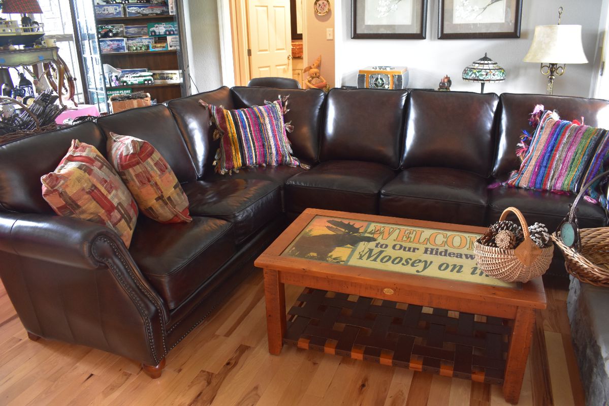 Craftsman Encore leather sectional