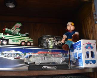 HESS COLLECTIBLES