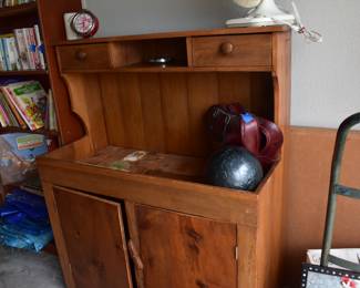 ANTIQUE DRY SINK