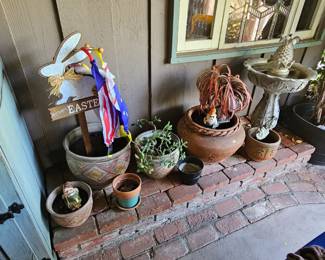 Plant pots.