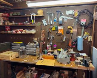 Tools & hardware