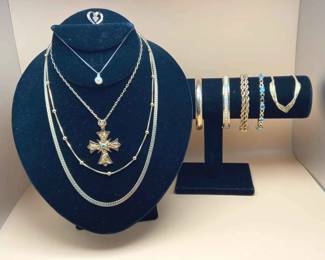 14 18K Yellow Gold Necklaces  Bracelets Plus 10K Heart Pendant