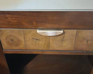 2 Handsome Night Stands