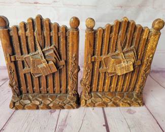 Vintage scholarly bookends.