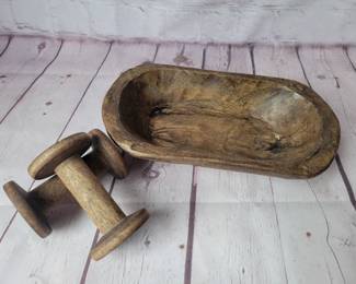 Primitive style wood decor.