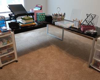 A desk setup with all the office needs.