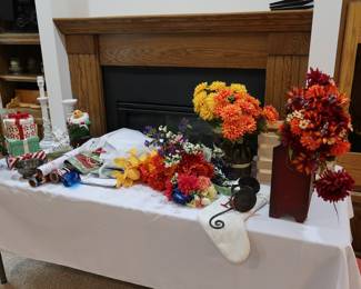 Center pieces and other holiday flowers