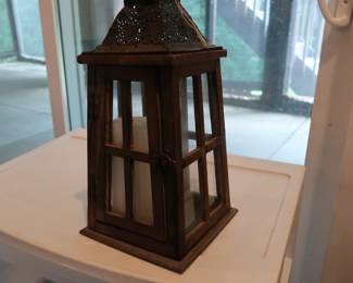 Candle holder