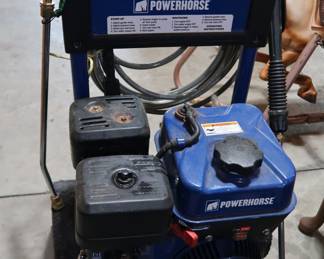 Pressure washer with all the tips, and and an extra wand